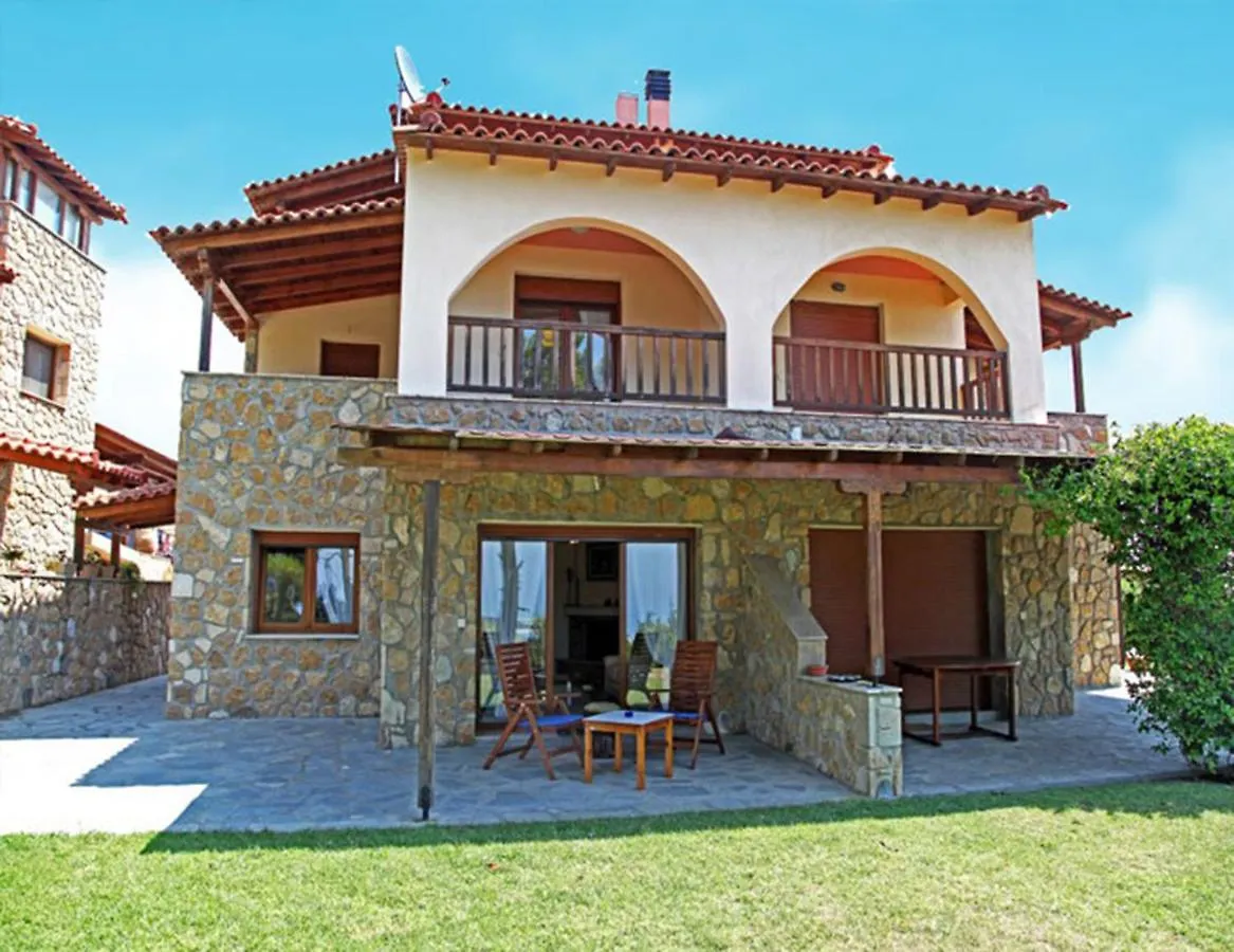 Akrogiali Villas Posidi 0*,